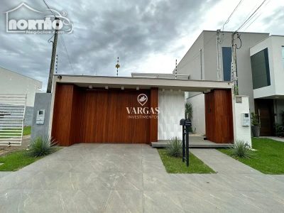 Casa, 3 quartos, 271 m² - Foto 1