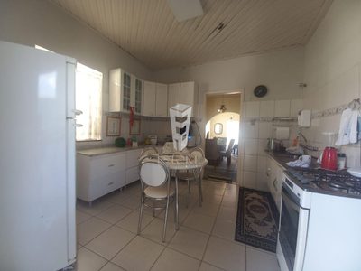 Casa, 3 quartos, 295 m² - Foto 2