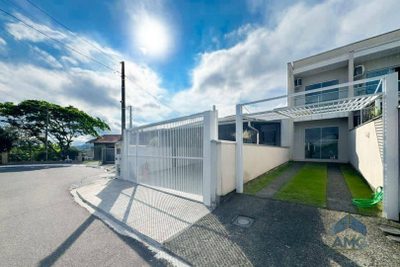 Casa, 2 quartos, 61 m² - Foto 1