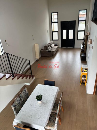 Sobrado, 3 quartos, 240 m² - Foto 3