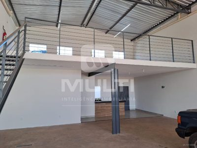 Casa, 1 quarto, 236 m² - Foto 1