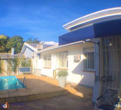 Casa, 3 quartos, 200 m² - Foto 1