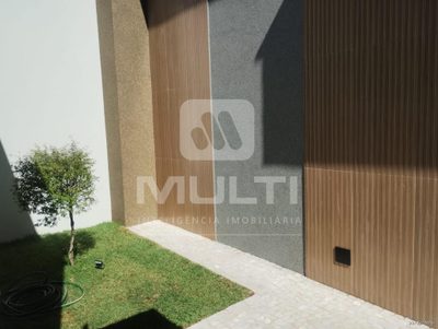 Casa, 3 quartos, 250 m² - Foto 2
