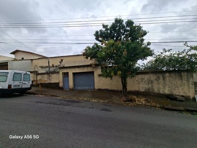 Casa, 4 quartos, 360 m² - Foto 2
