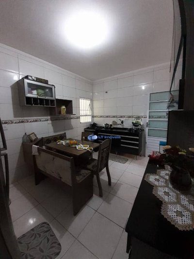 Casa, 2 quartos, 250 m² - Foto 3