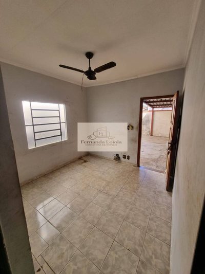 Casa, 3 quartos, 201 m² - Foto 2