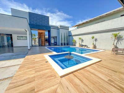 Casa, 4 quartos, 210 m² - Foto 2