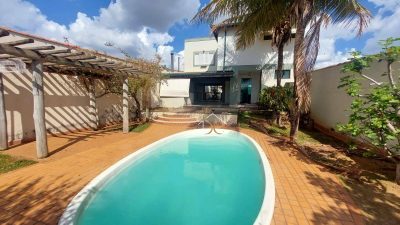 Casa, 3 quartos, 220 m² - Foto 1