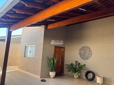 Casa, 3 quartos, 186 m² - Foto 2