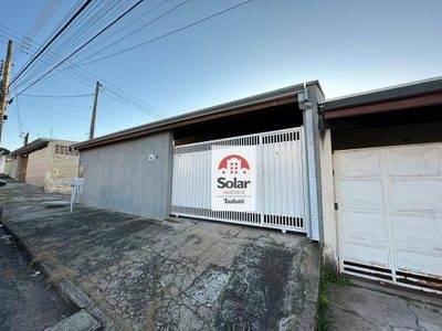 Casa, 3 quartos, 221 m² - Foto 1