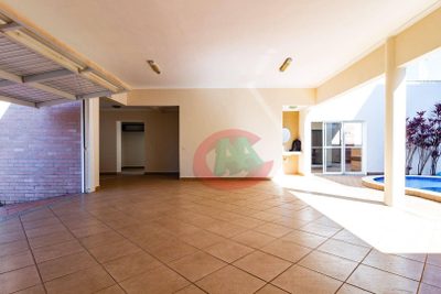Sobrado, 3 quartos, 285 m² - Foto 2