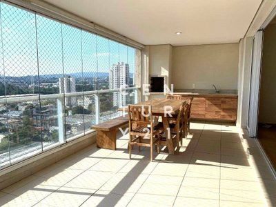 Apartamento, 3 quartos, 142 m² - Foto 1