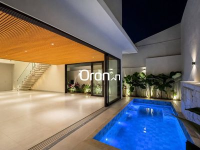Sobrado, 3 quartos, 264 m² - Foto 1