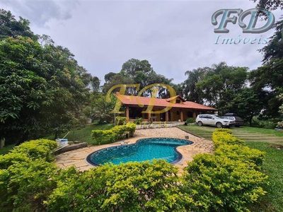 Chácara, 4 quartos, 2400 m² - Foto 1