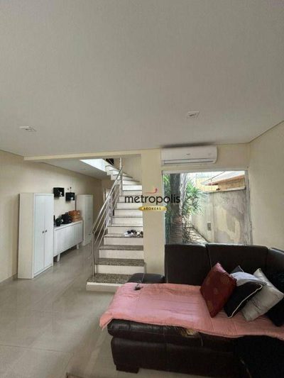 Sobrado, 3 quartos, 200 m² - Foto 2