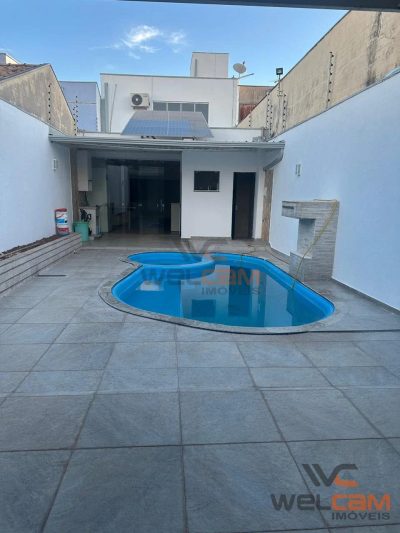 Casa, 2 quartos, 189 m² - Foto 1