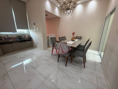 Sobrado, 3 quartos, 193 m² - Foto 1