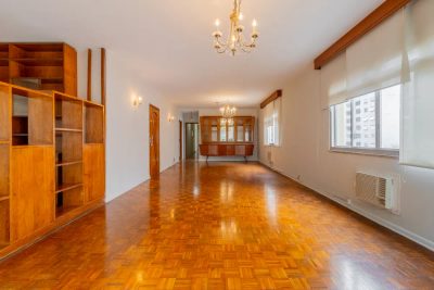 Apartamento, 3 quartos, 216 m² - Foto 1
