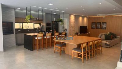 Sobrado, 3 quartos, 226 m² - Foto 3