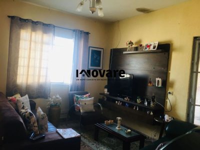 Casa, 2 quartos, 302 m² - Foto 1