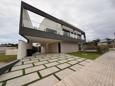 Casa, 6 quartos, 294 m² - Foto 1