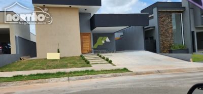 Casa, 5 quartos, 143 m² - Foto 1