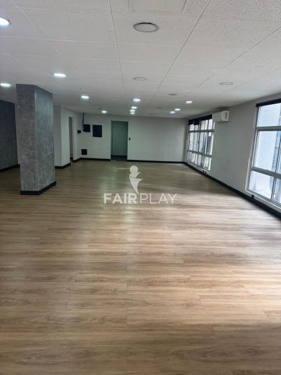 Sala-Conjunto, 400 m² - Foto 1