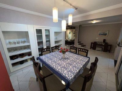 Casa, 3 quartos, 240 m² - Foto 3