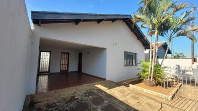 Casa, 3 quartos, 159 m² - Foto 1