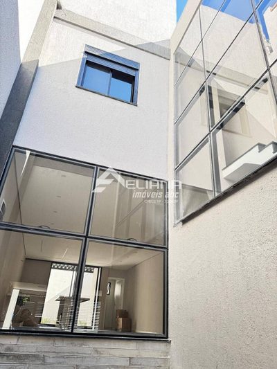 Sobrado, 3 quartos, 180 m² - Foto 1