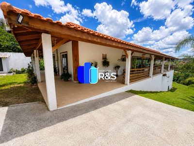 Chácara, 3 quartos, 1655 m² - Foto 2