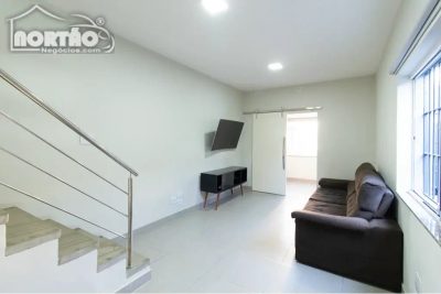 Casa, 3 quartos, 210 m² - Foto 1