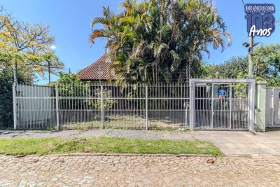 Casa, 4 quartos, 240 m² - Foto 3