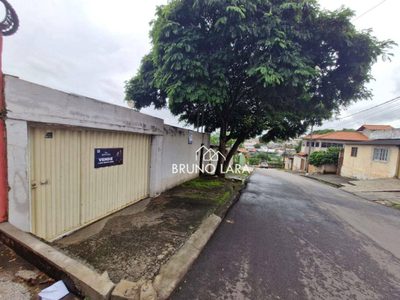 Casa, 2 quartos, 180 m² - Foto 1