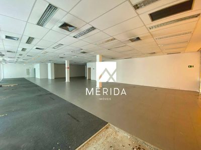 Prédio Inteiro, 2400 m² - Foto 1