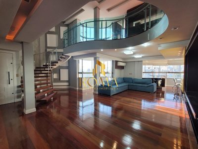 Cobertura, 3 quartos, 366 m² - Foto 1