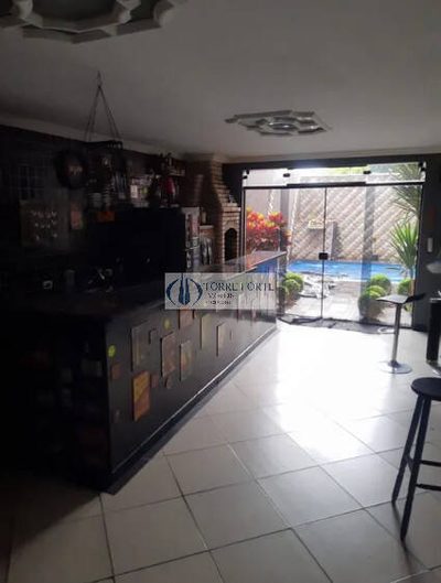 Casa, 3 quartos, 300 m² - Foto 1