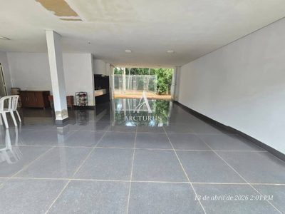 Casa, 2 quartos, 257 m² - Foto 1