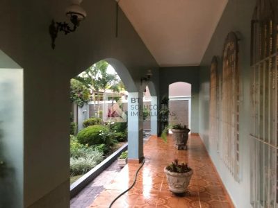 Casa, 3 quartos, 330 m² - Foto 1