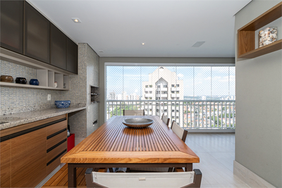 Apartamento, 3 quartos, 190 m² - Foto 1