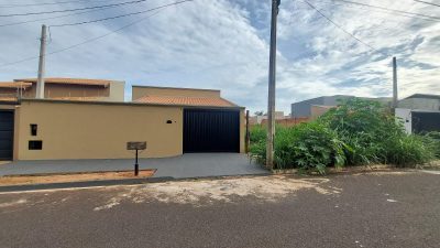 Casa, 2 quartos, 72 m² - Foto 1