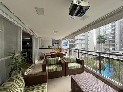 Apartamento, 3 quartos, 194 m² - Foto 1