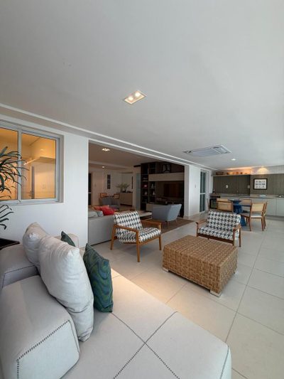 Apartamento, 3 quartos, 140 m² - Foto 2