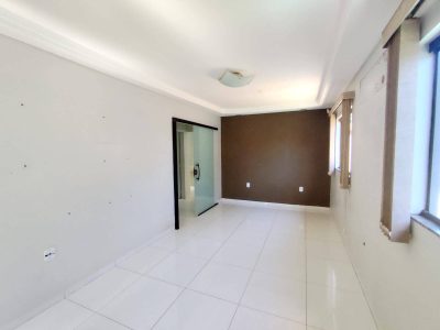 Casa, 3 quartos, 196 m² - Foto 4
