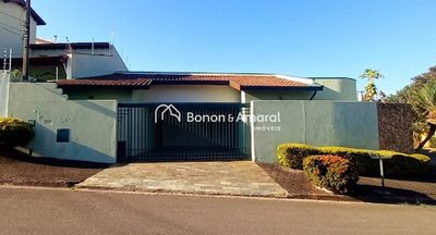 Casa, 4 quartos, 302 m² - Foto 1