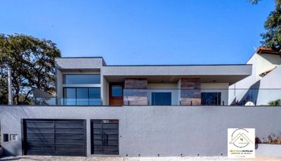 Casa, 3 quartos, 250 m² - Foto 1