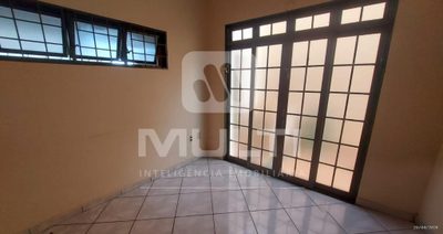 Casa, 4 quartos, 312 m² - Foto 1