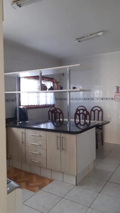 Casa, 3 quartos, 260 m² - Foto 1