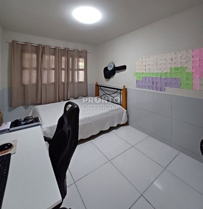 Casa, 3 quartos, 160 m² - Foto 1