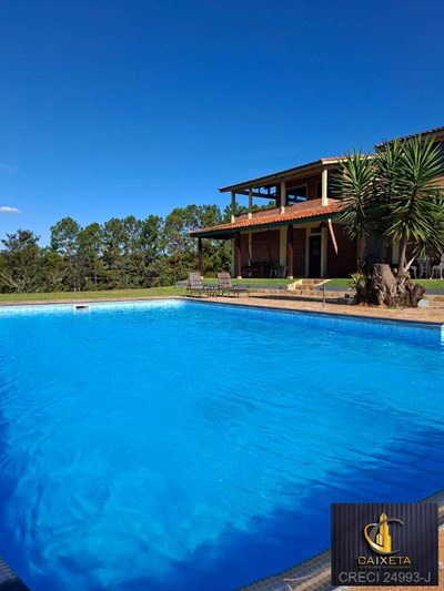 Sítio, 9 quartos, 3500 m² - Foto 1